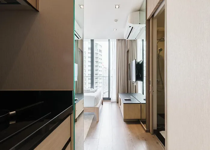 公寓式飯店 Sky Pool,wi-fi,netflix, Bts Phromphong Station 曼谷
