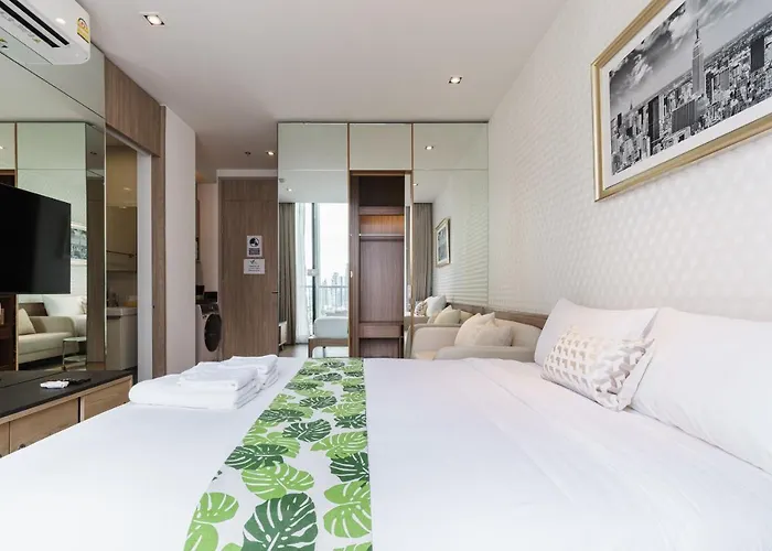 公寓式飯店 Sky Pool,wi-fi,netflix, Bts Phromphong Station